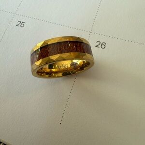 Gold Men's Ring